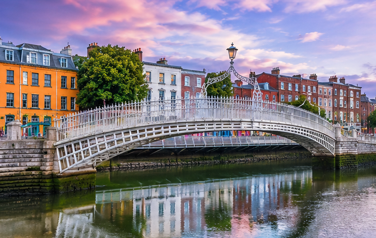 Dublin şehir ve nehir manzarası