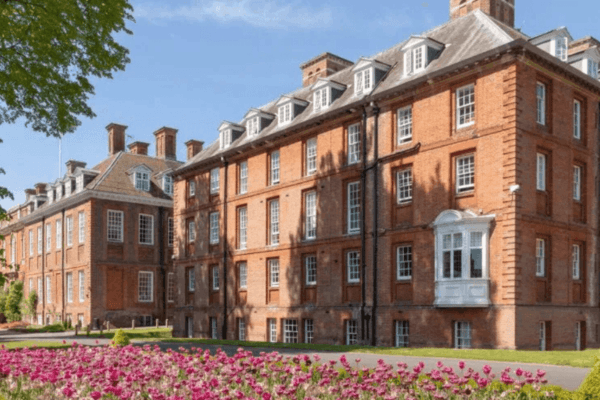 Samiad Marlborough College resmî kampüs görseli